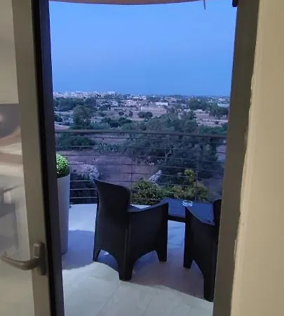 Skyline Court Hal Ghaxiak