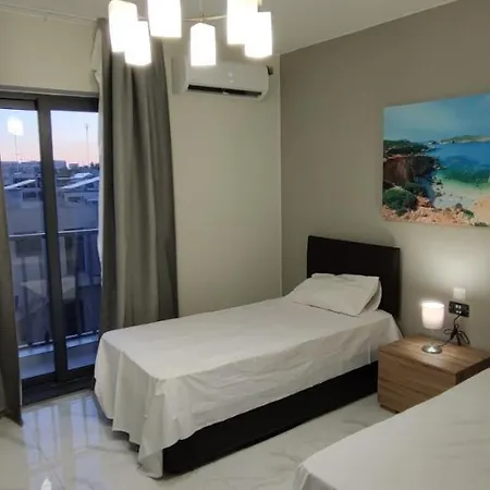 Skyline Court Hal Ghaxiak