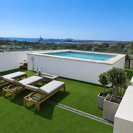 Apartment Skyline Court Boutique With Pool Ghaxaq